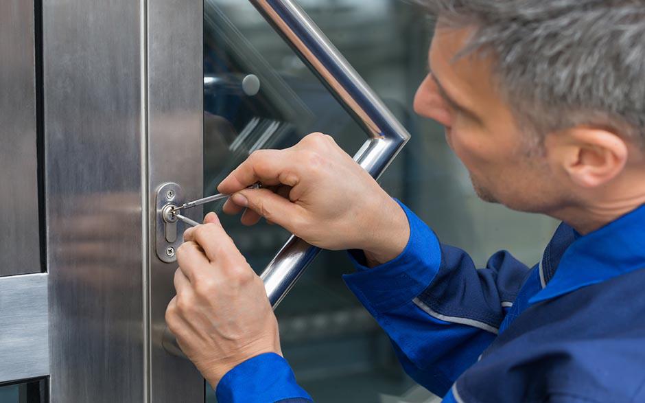 comment ouvrir une serrure de porte sans clé Andrésy